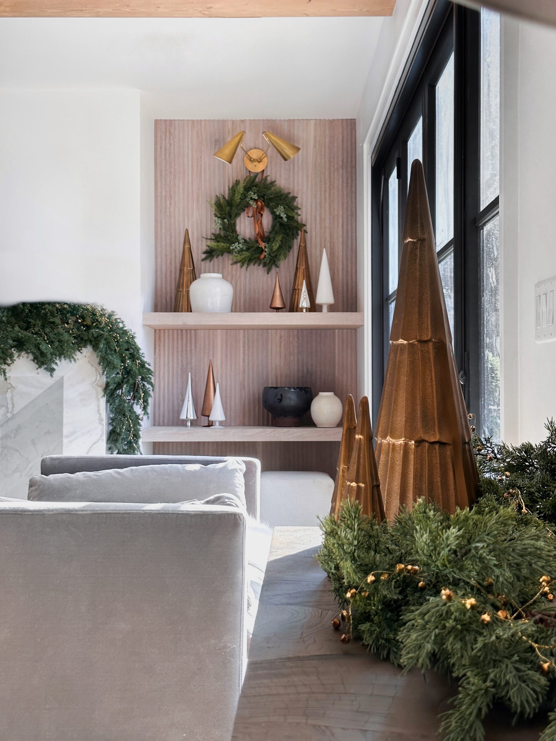 Holiday Favorite Finds - The Hillary Style
